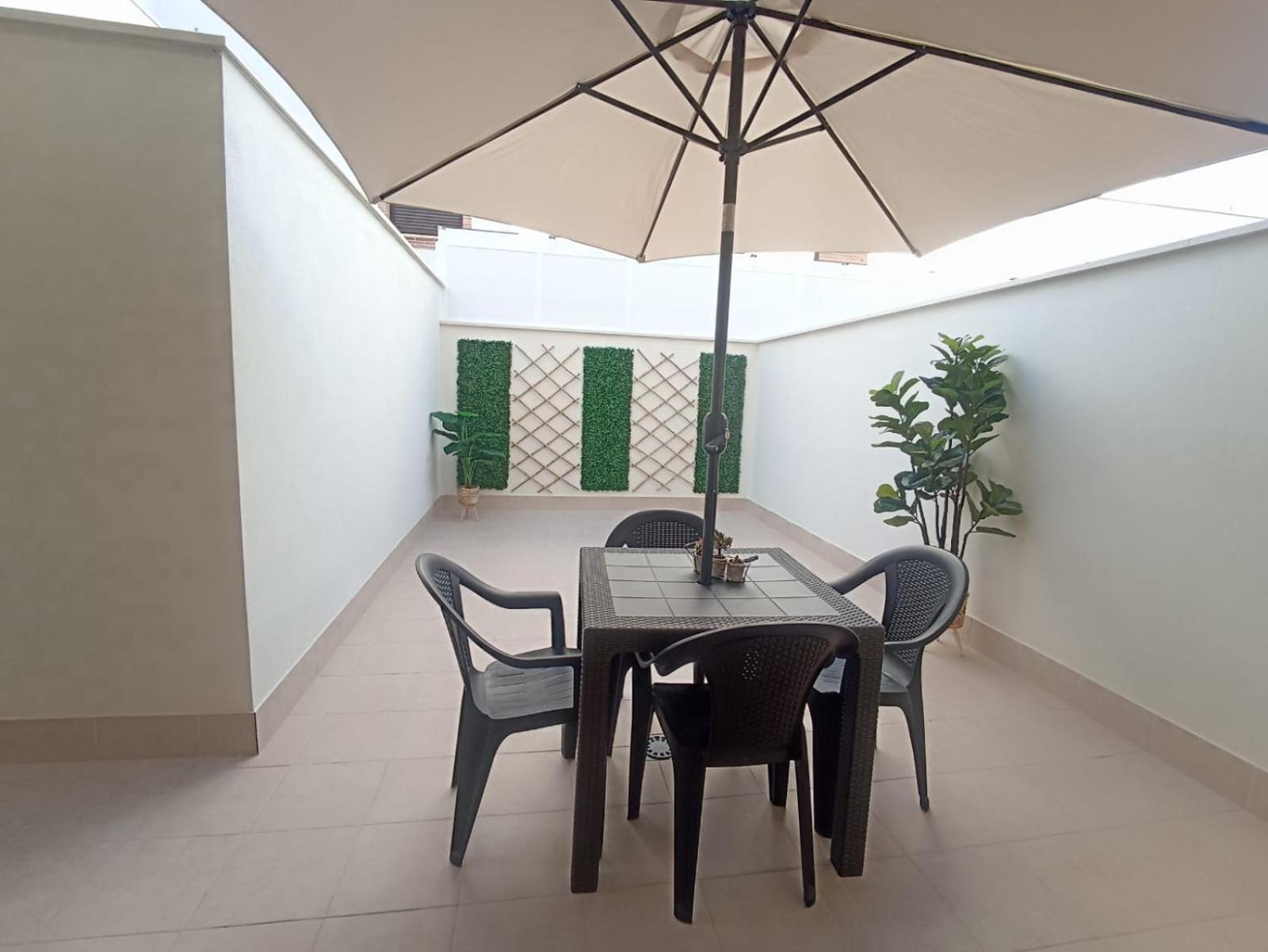 Apartamento Nuevo Centrico Con Aparcamiento Privado Incluido Alcalá de Guadaira Exterior photo